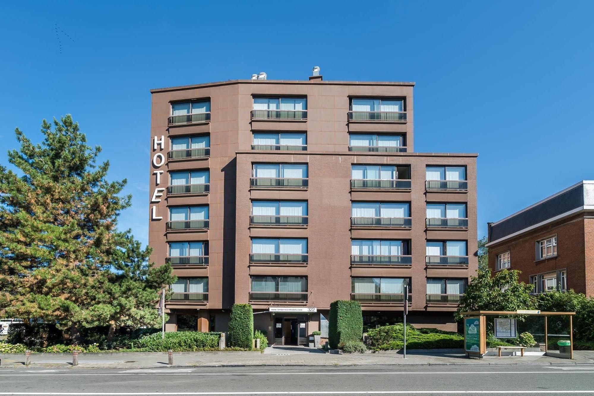 Hotel 322 Lambermont Brussels Schaerbeek Exterior foto